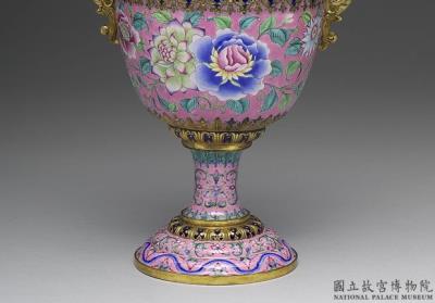 图片[2]-Painted enamel covered stem cup with floral decor, Qing dynasty, Qianlong reign (1736-1795)-China Archive